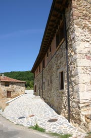 Fachada del hotel del centro de turismo Océano Verde